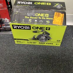 Ryobi One+ 18V Cordless 5 1/2 Circular Saw