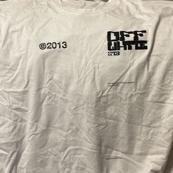 OFF-WHITE T-shirt 