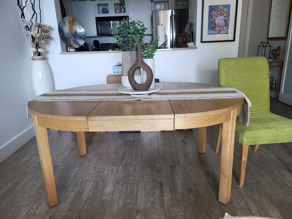 Dinning Table