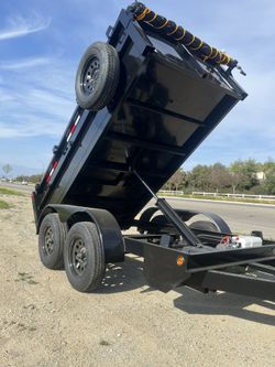DUMP TRAILERS