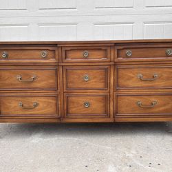 Triune Collection By Drexler 