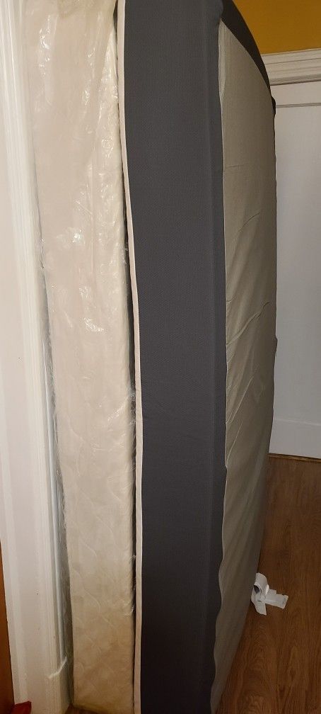 New***full Size Matress Box Spring And Head Board Set