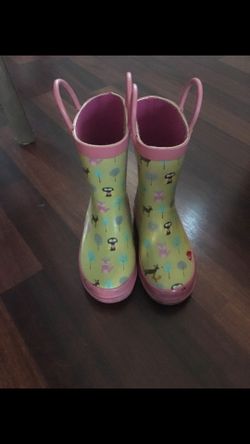 Rain boots 7-8c