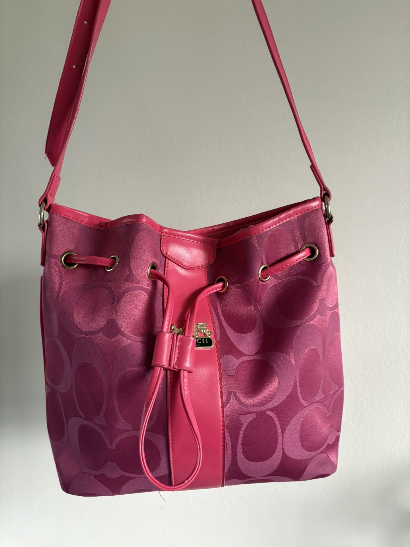 hot pink coach bag