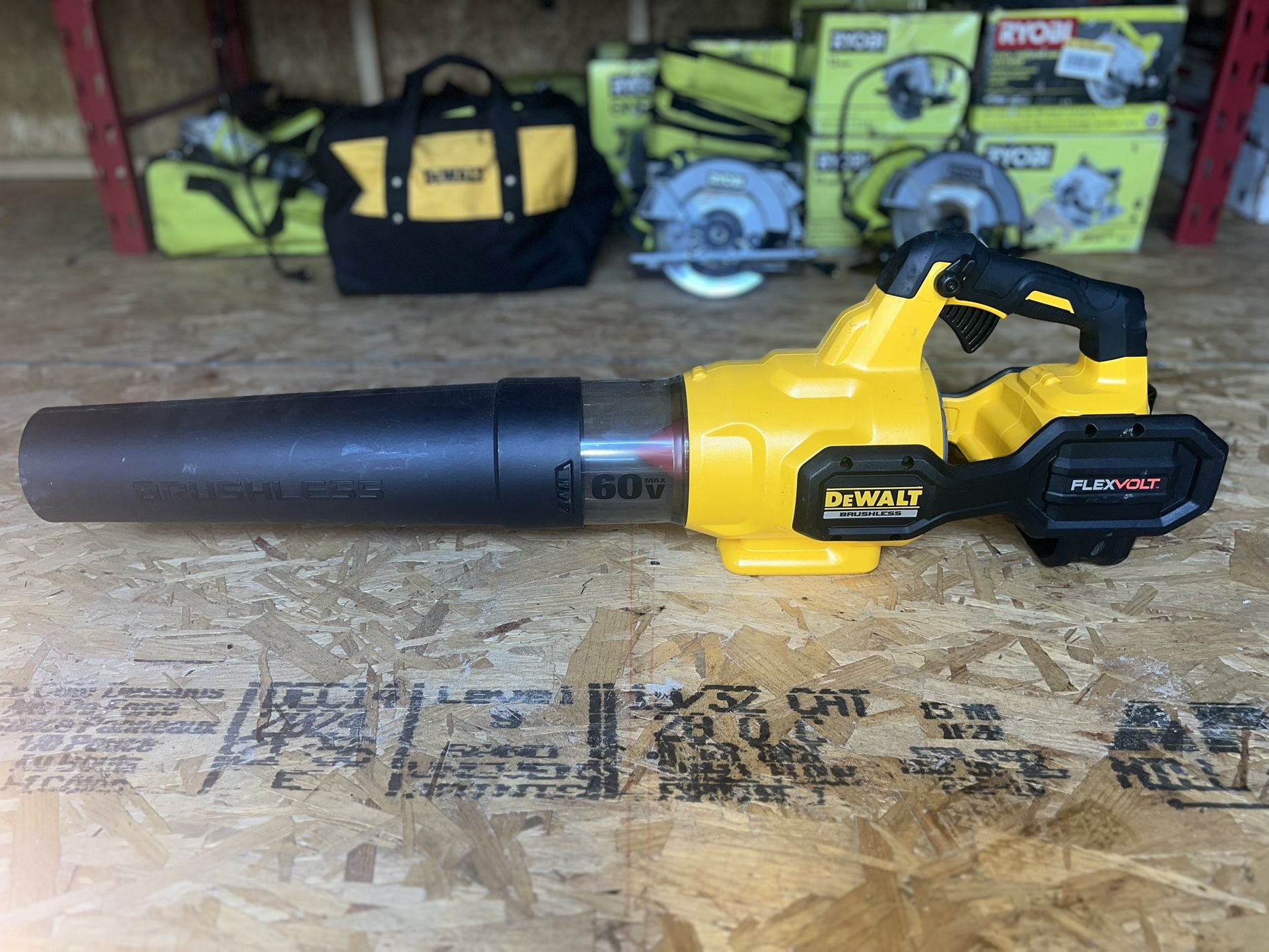 DEWALT FLEXVOLT 60V MAX 125 MPH 600 CFM Brushless Cordless Battery Powered Blower (Tool Only)