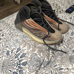 Yeezy Adidas