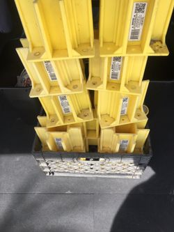 Safety Columns construction 🚧