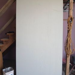 12 SHEETS 4' X 8' X 1/4" CEDAR VANEER SOFFIT PLYWOOD. $200.00 FOR ALL.