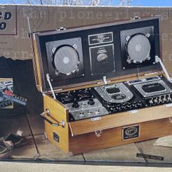 Spirit Of St. Louis Field CD Stereo