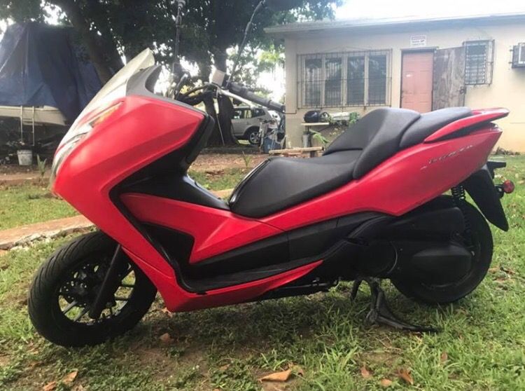 Honda FORZA 300cc