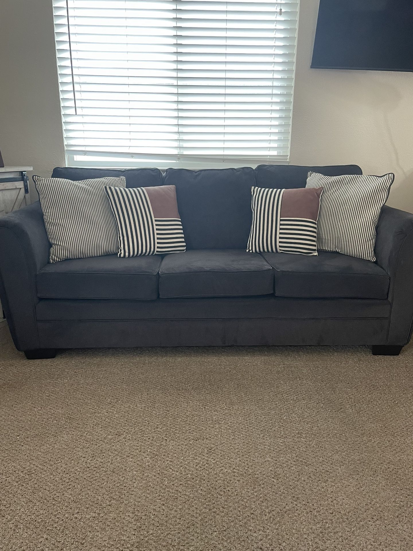 Sofa (dark gray)