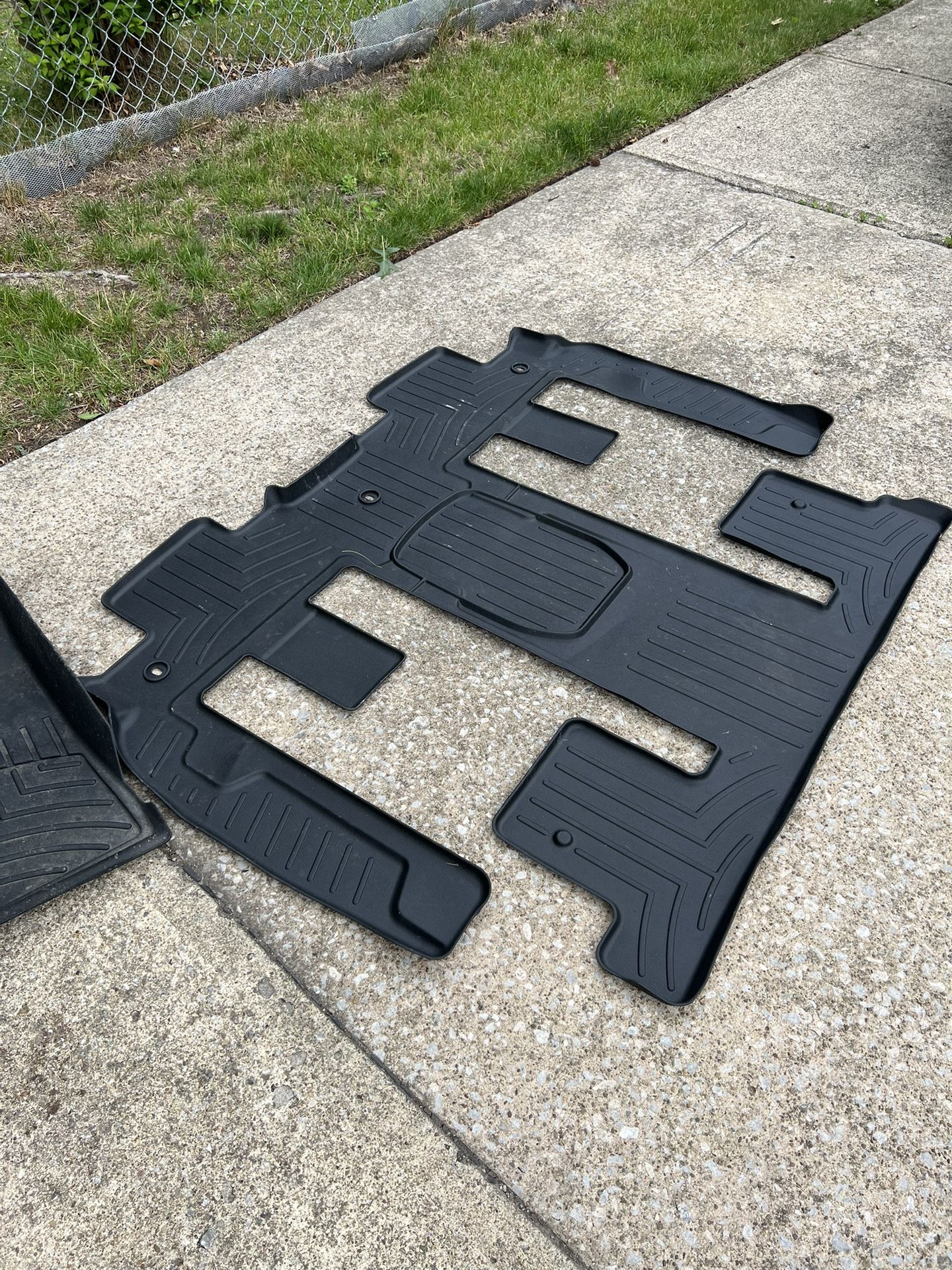 WeatherTech Floor Mats For Chevy traverse