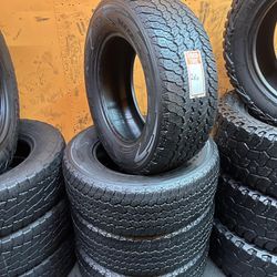 255/65R17 Goodyear Wrangler Kevlar Full Tire Set