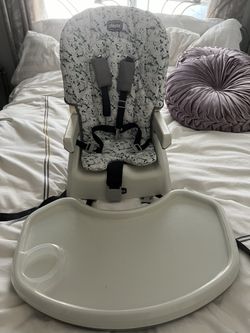 Chicco Snack Booster Seat