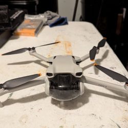 DJI Mini 3 Drone 