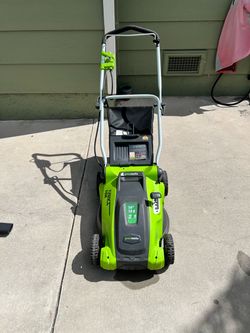 Greenworks Electric Lawn Mower