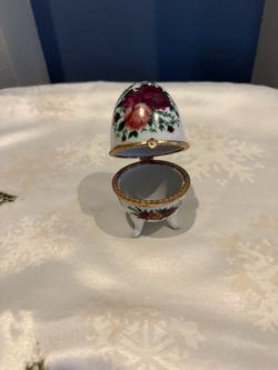 Vintage Ceramic Trinket