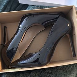 9 1/2 black  heels