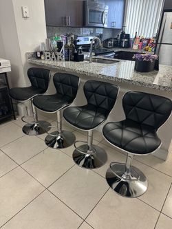 4 Black Bar Stools Set – Like New Condition