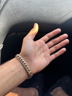 Cuban bracelet