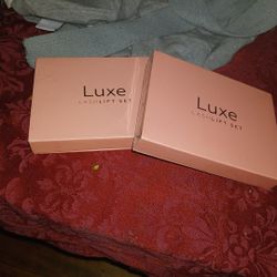 Lash Lift Set One Open One Still Has Plastic On 