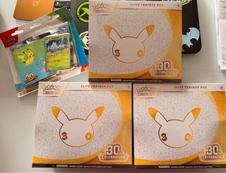 Pokémon TCG: 30th Anniversary Celebrations Umbreon UPC