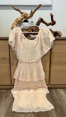 Cream Maxi Dress Women’s Small