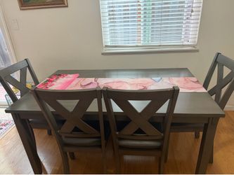 Kitchen table with chairs & bench