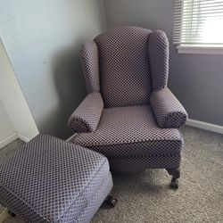 Chair With Leg Rest 