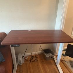 Adjustable Standing desk