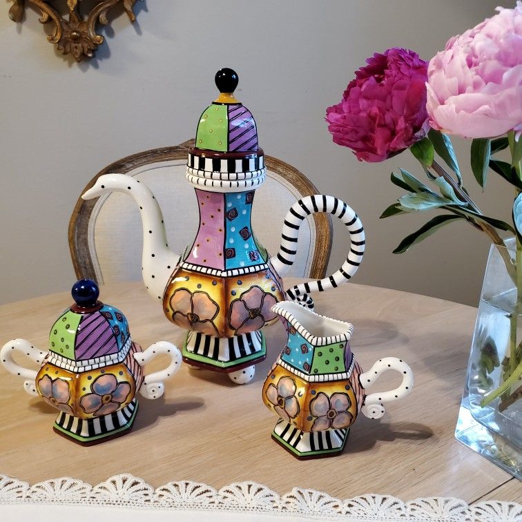 SIGNED CHARMA DESIGNS Mc GOVNEY CAMAROT MODERN CRAFTED OF FINE QUALITY PORCELAIN/ BRIGHT /COLORFUL/ FLORAL DECOR/ / TEA POT ,CREAMER AND SUGAR BOWL