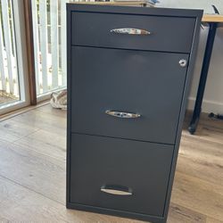 Filing Cabinet - 3 Drawer