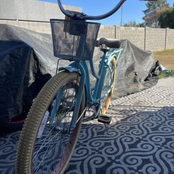 Women’s Huffy Beach Cruiser Bike (26’)