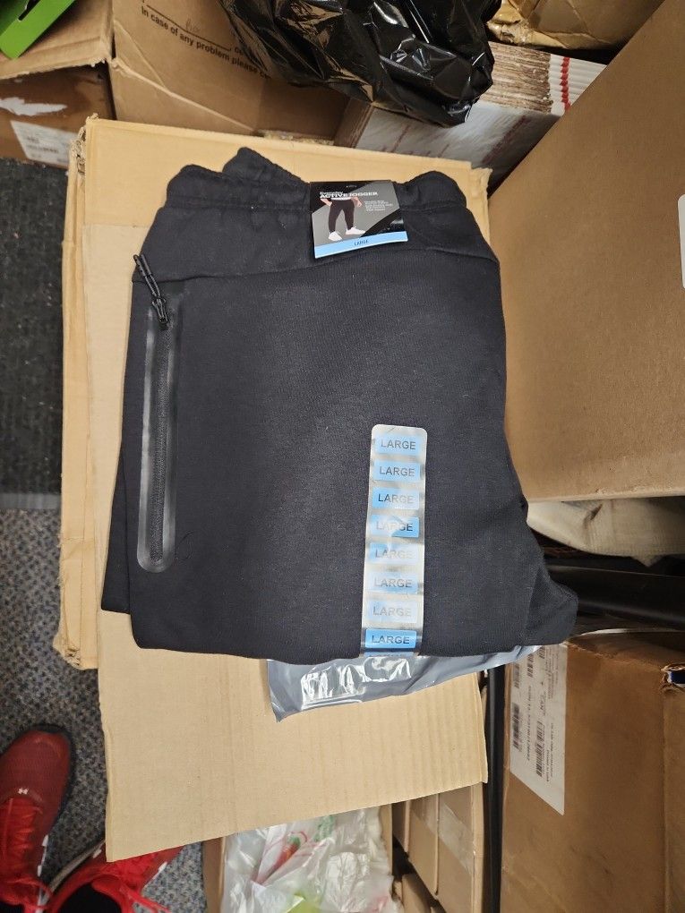Everyday Active Jogger Pants. Size Large