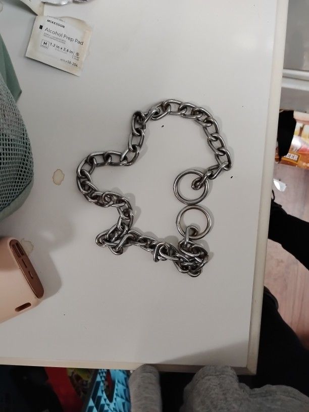 Dog choke chain collar