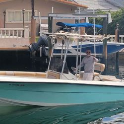 1988 Angler 20 ft