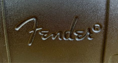 Fender molded guitar case