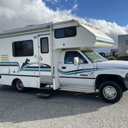 97 Hilander Scotty Class C Cummings Turbo  Diesel 