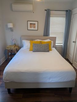 Queen Platform Bed