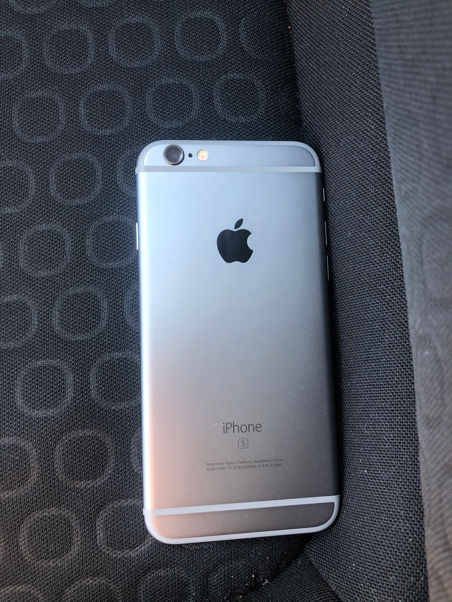 iPhone 6s | Unlocked for any carrier