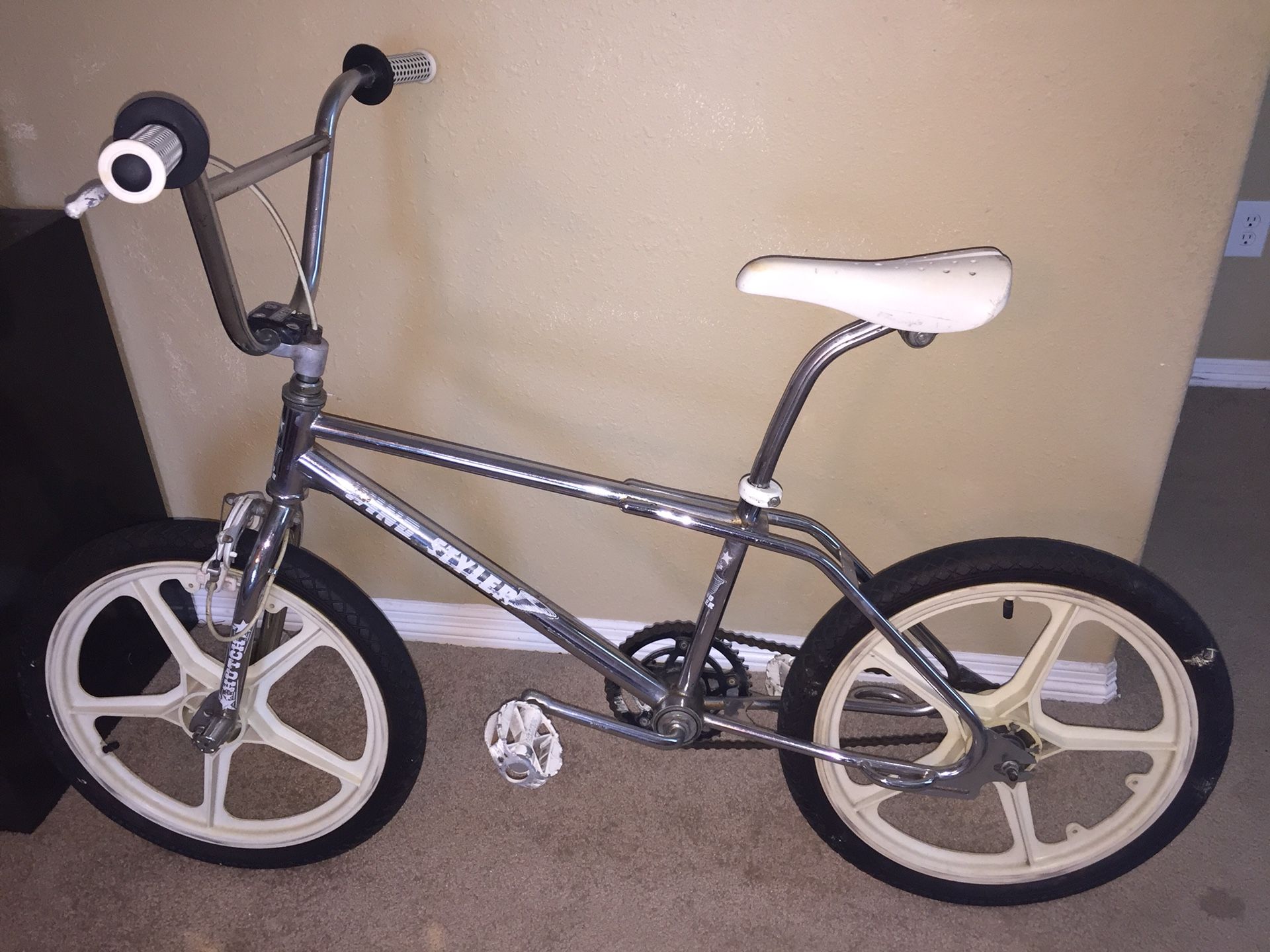 hutch bmx bicycles Pro Street Bike XL26 COMPLETE BICYCLE - $2,299.95