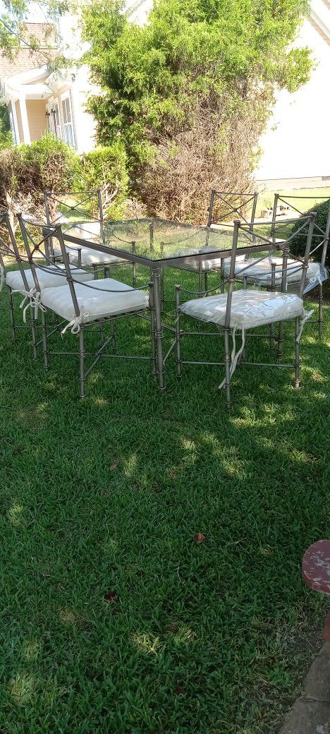 Iron Pewter Patio Or Sunroom Table And Chairs