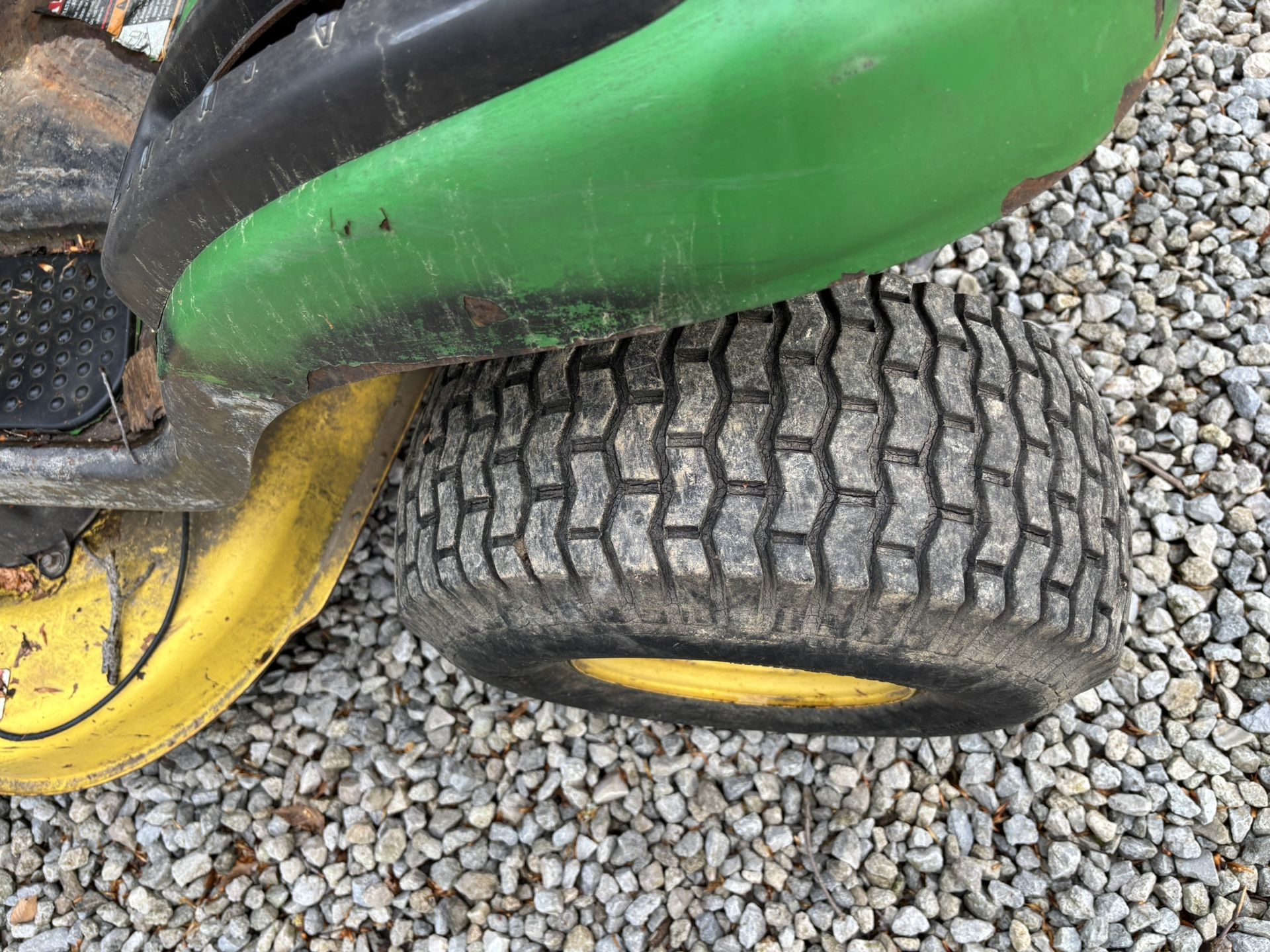 John Deere Rider