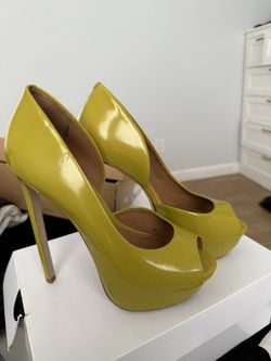 Steve Madden Open To Pump