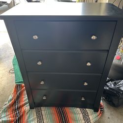 Black 4 drawer dresser