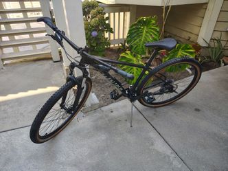 Specialized Rock Hopper Mountain Bike