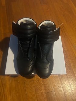 Black Futures size 8.5