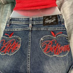 Apple Bottoms Y2K Denim Jeans Shorts - Women’s Size 3/4