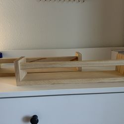 Floating Bookshelves 