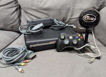 ⭐SALE $45⭐ XBOX 360 Video Game Console With Remote Microsoft X BOX. Cords included. Free Game $10 Mic Microphone 